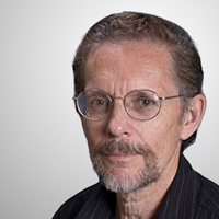 Tom Akins